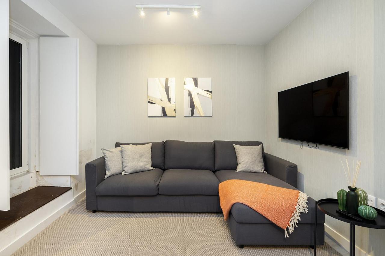 Whome Lisbon'S Best Kept Secret: 2-Bed W/Ac & Patio Εξωτερικό φωτογραφία